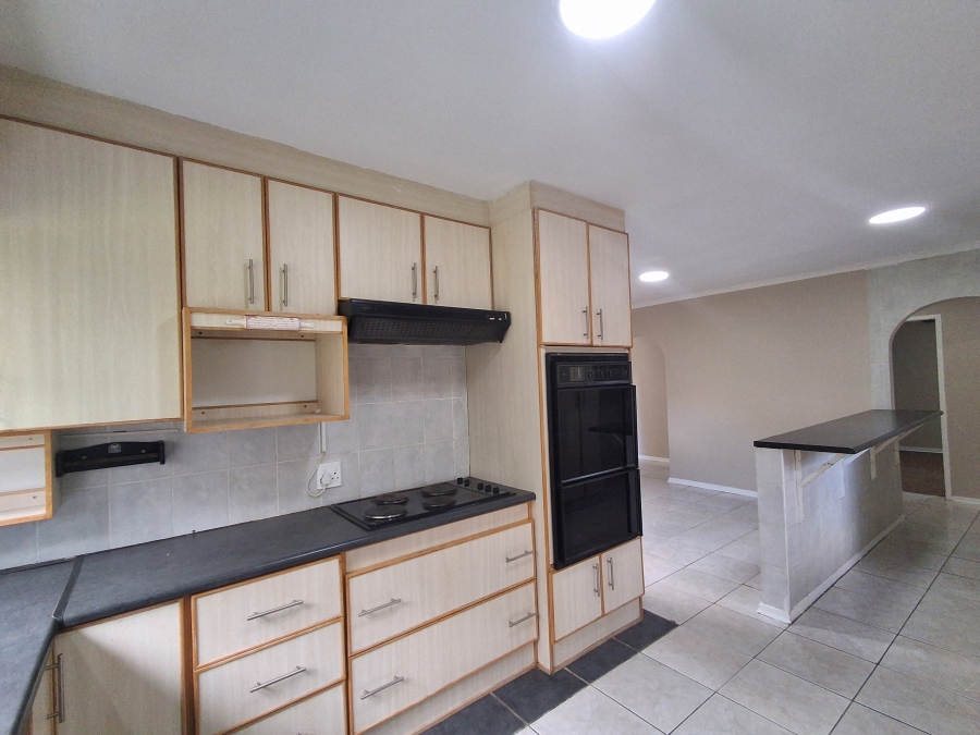 3 Bedroom Property for Sale in La Hoff North West